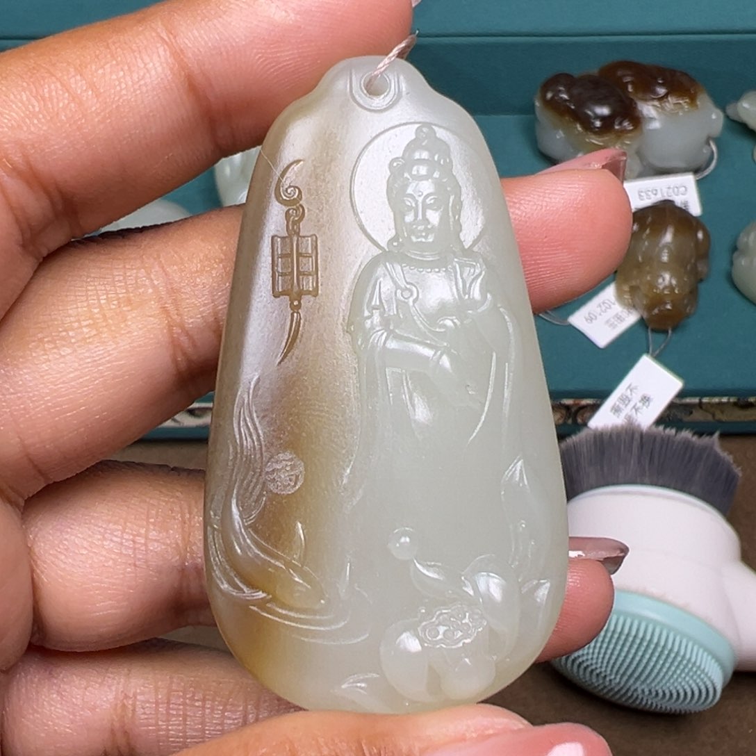 和田玉颈饰未镶嵌