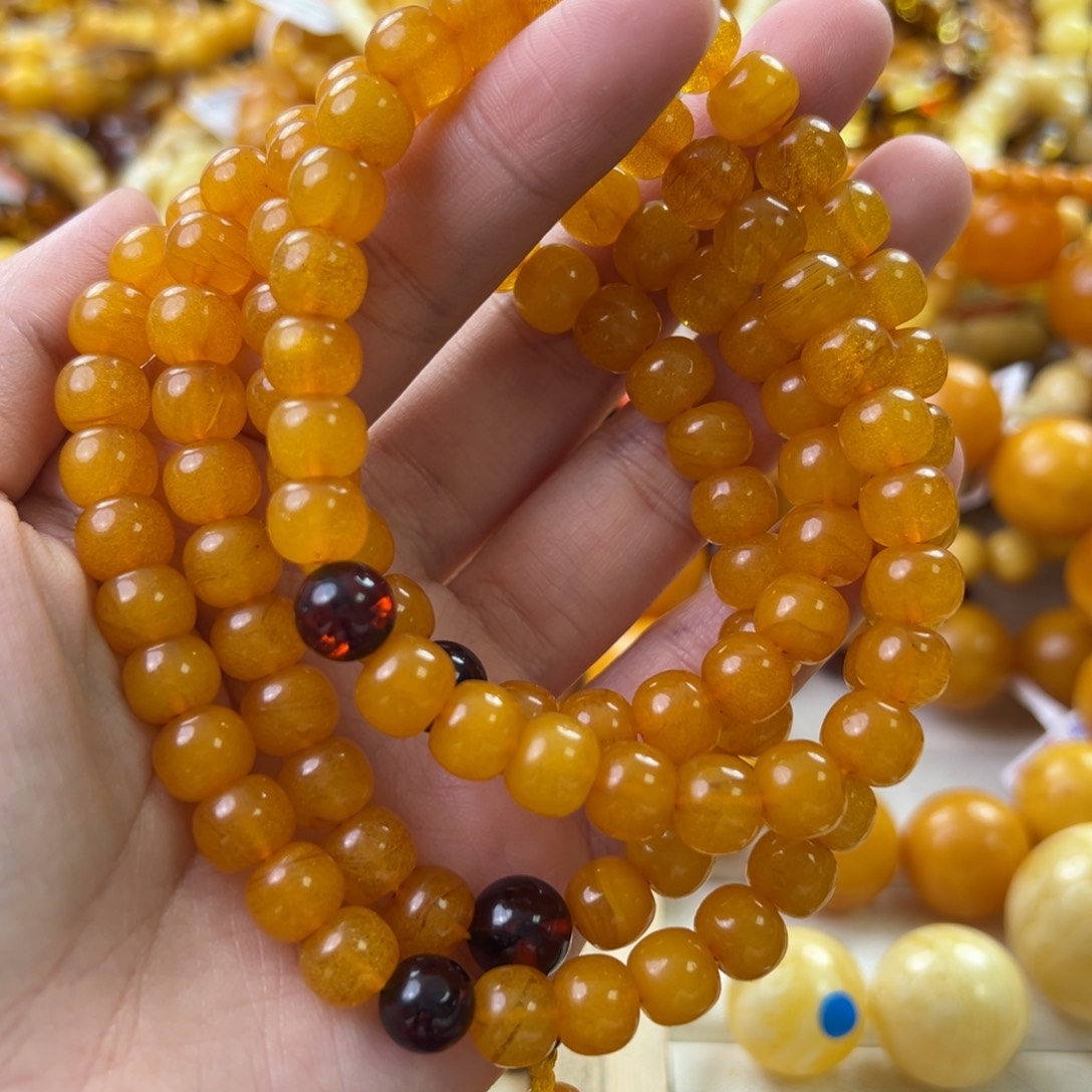 琥珀珠宝奇石未镶嵌