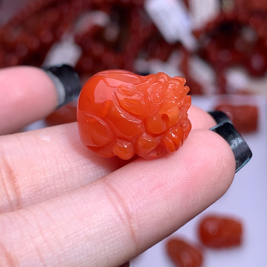 发***富南红玛瑙未镶嵌珠宝半成品貔貅3