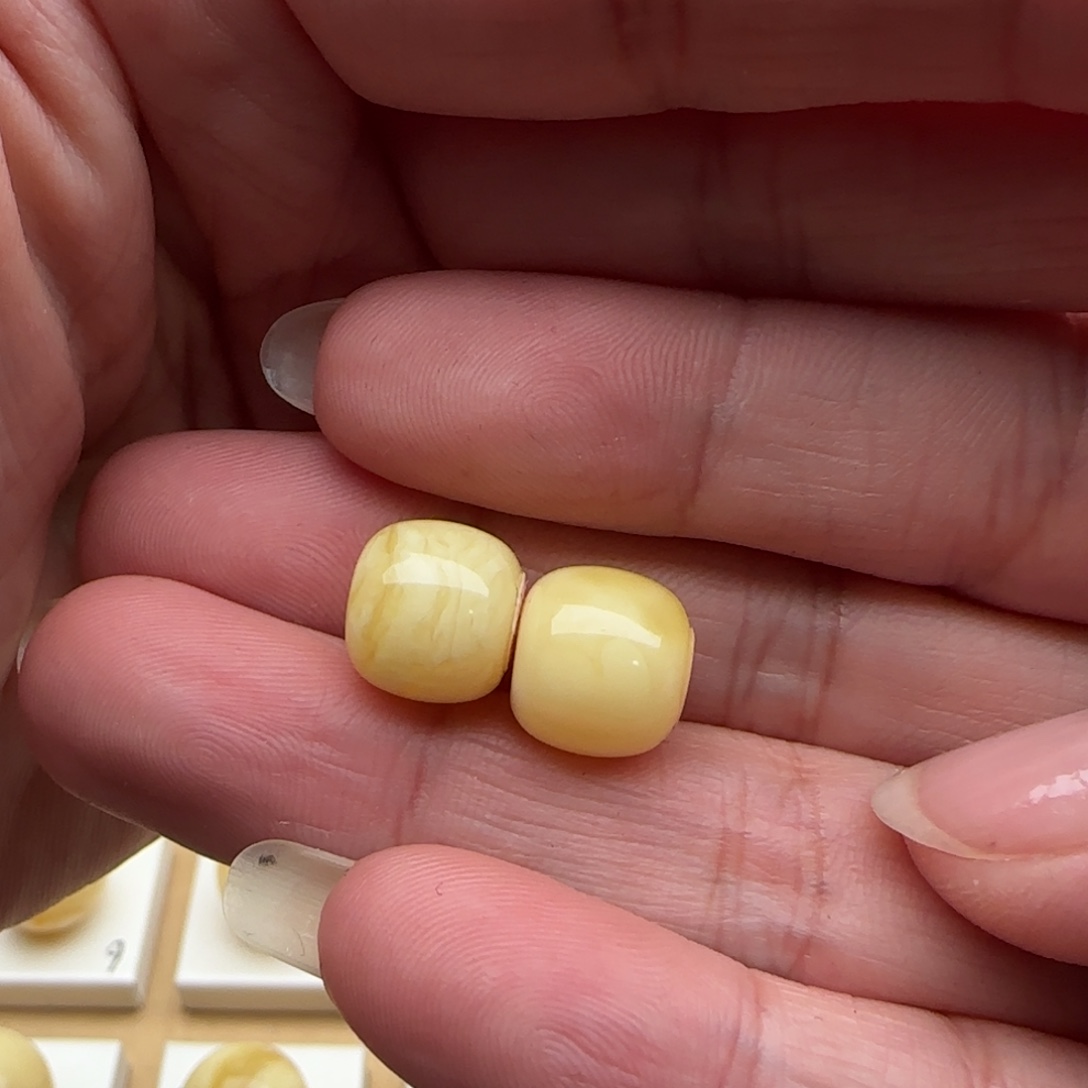 梦***见蜜蜡未镶嵌裸石妖花老型