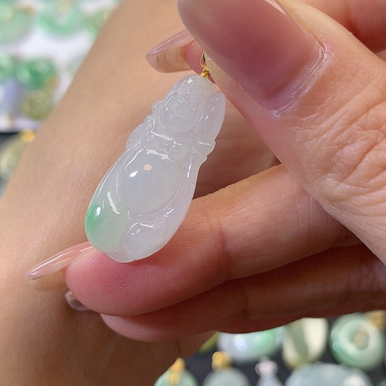 【闪购商品】翡翠吊坠(赠链)18K金镶嵌