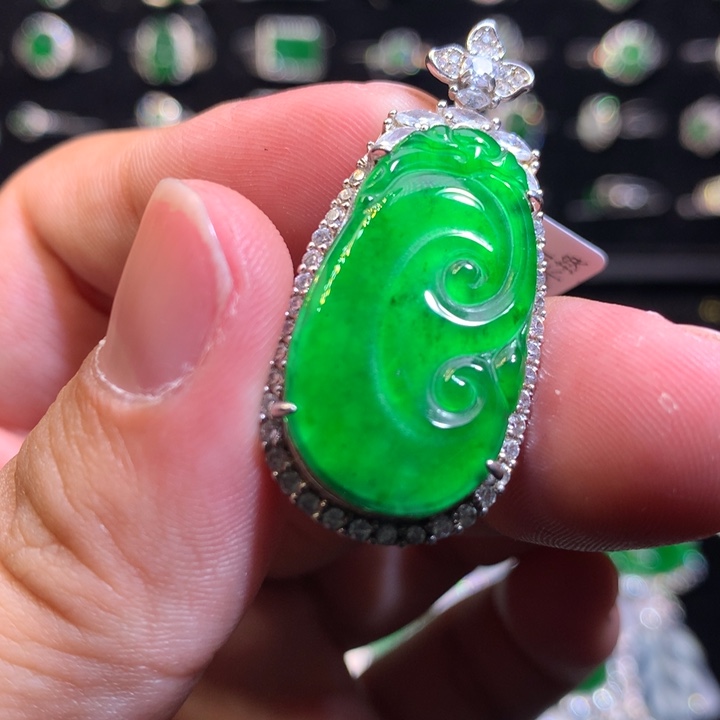 【闪购商品】翡翠银S925镶嵌吊坠(不含链)如意