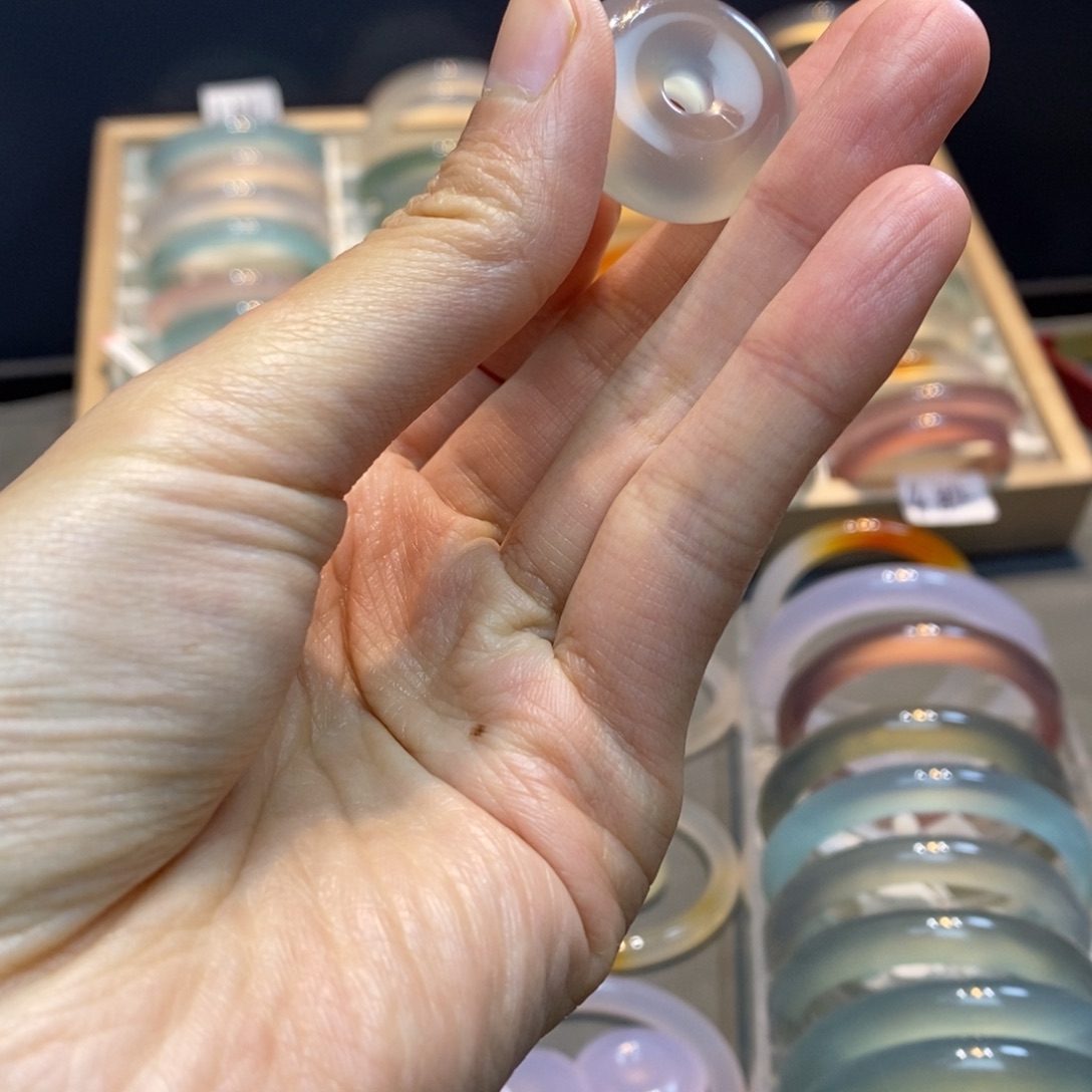 A****玛瑙/玉髓未镶嵌手镯