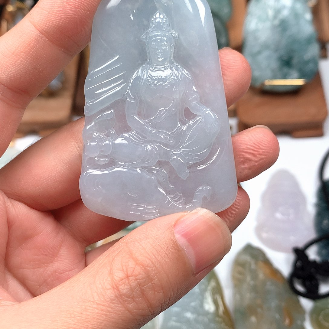 定制翡翠未镶嵌挂件