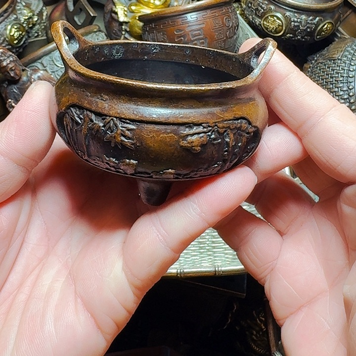 铜器摆件收收藏藏