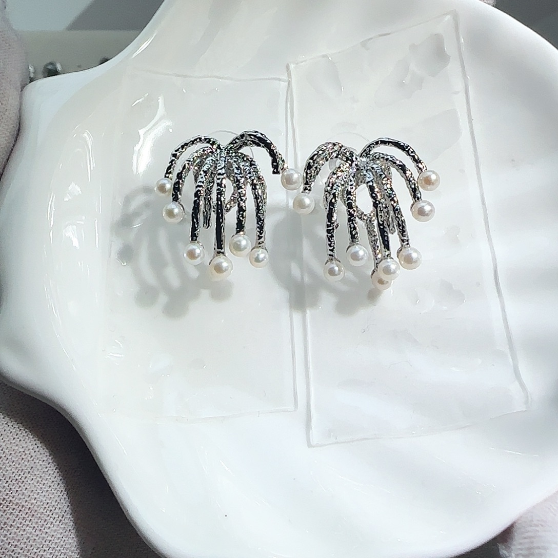 淡水珍珠耳饰未镶嵌