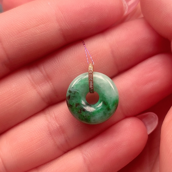 翡翠颈饰18K金镶嵌翡翠