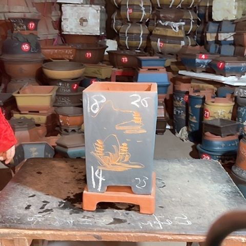 紫砂花盆高四方盆一只