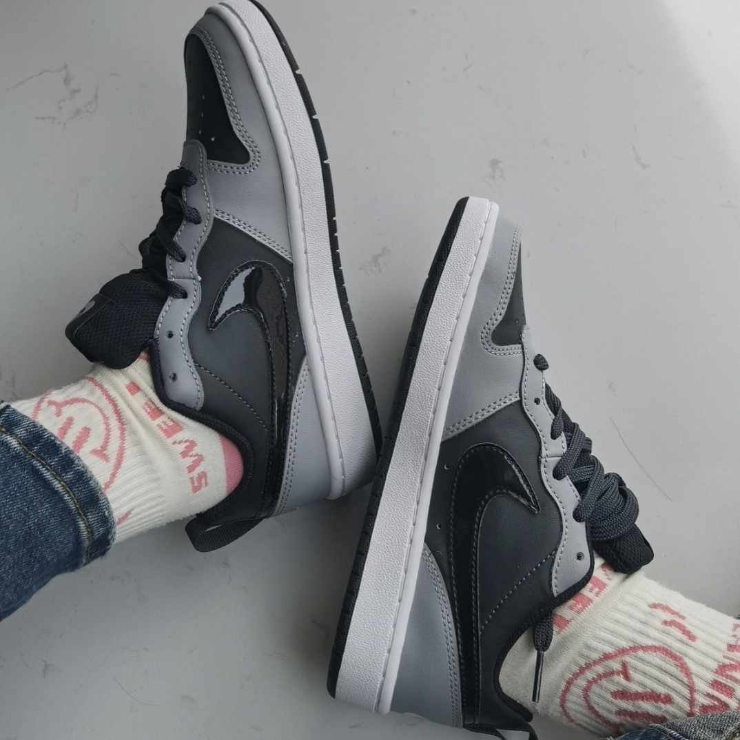 【A类瑕疵无原盒】Nike Court Borough 休闲板鞋黑灰BQ5448-014