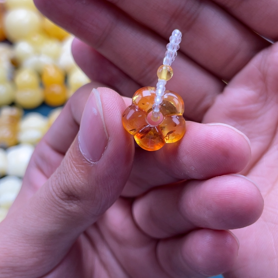 琥珀未镶嵌裸石蜜蜡