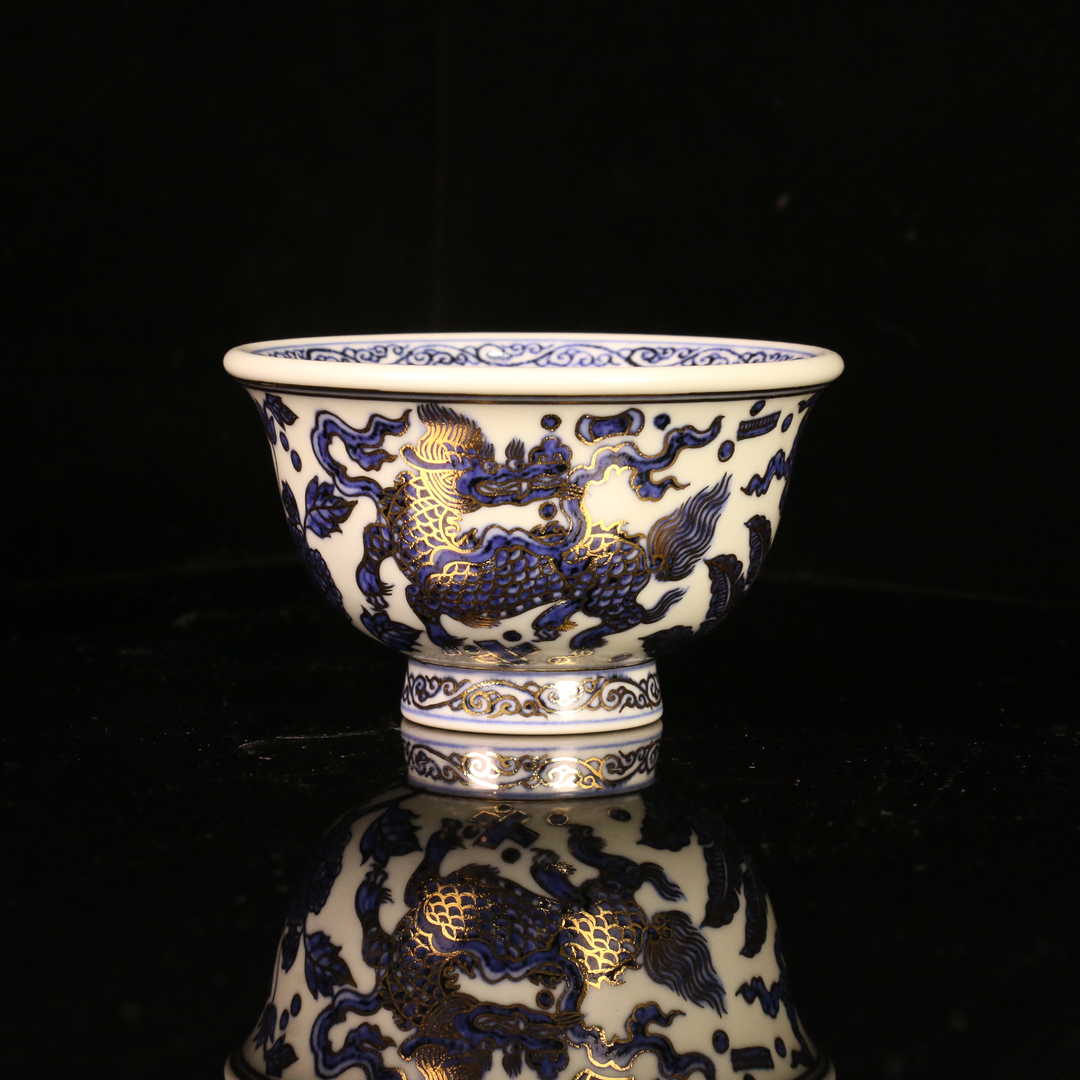  【逸古堂】描金麒麟压手杯 家用瓷器茶周边