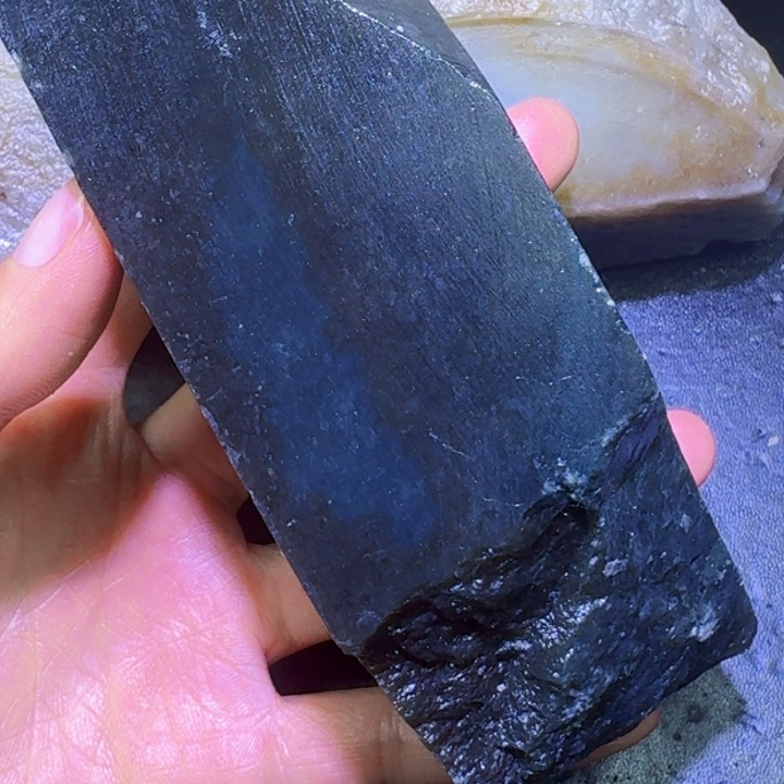 和田玉未镶嵌珠宝半成品