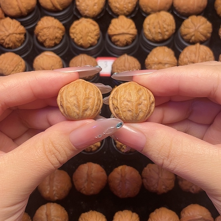 *****吊坠文玩核桃。。。。。。