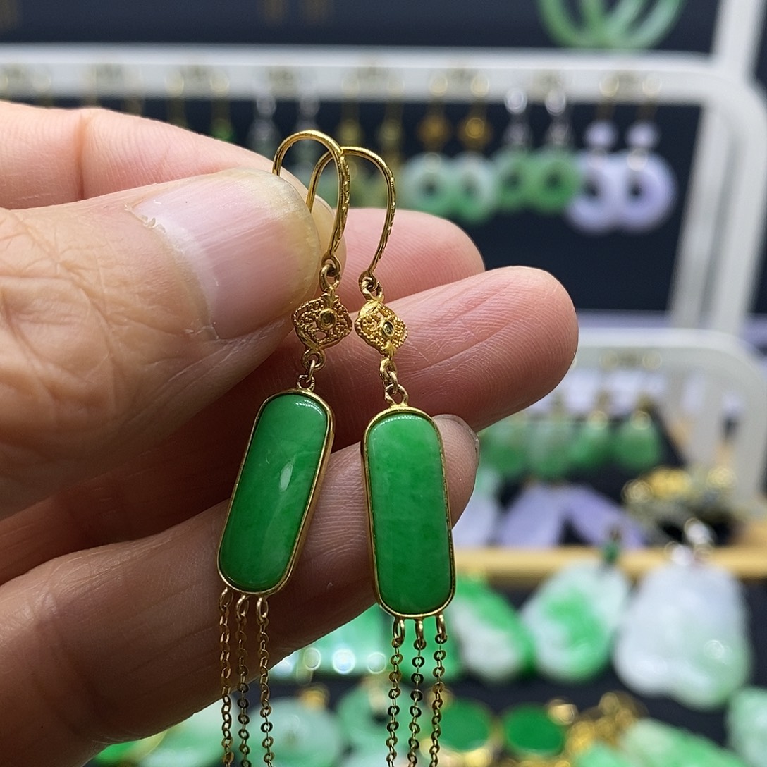翡翠18K金镶嵌耳饰耳饰