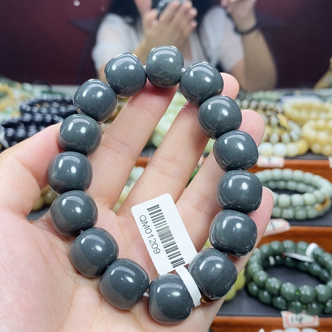 手链未镶嵌和田玉