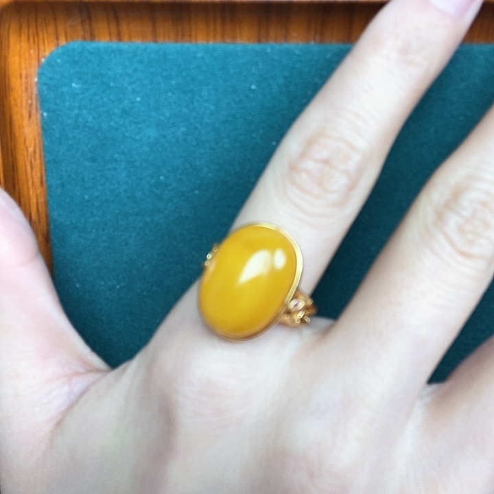 蜜蜡戒指银S925镶嵌戒指