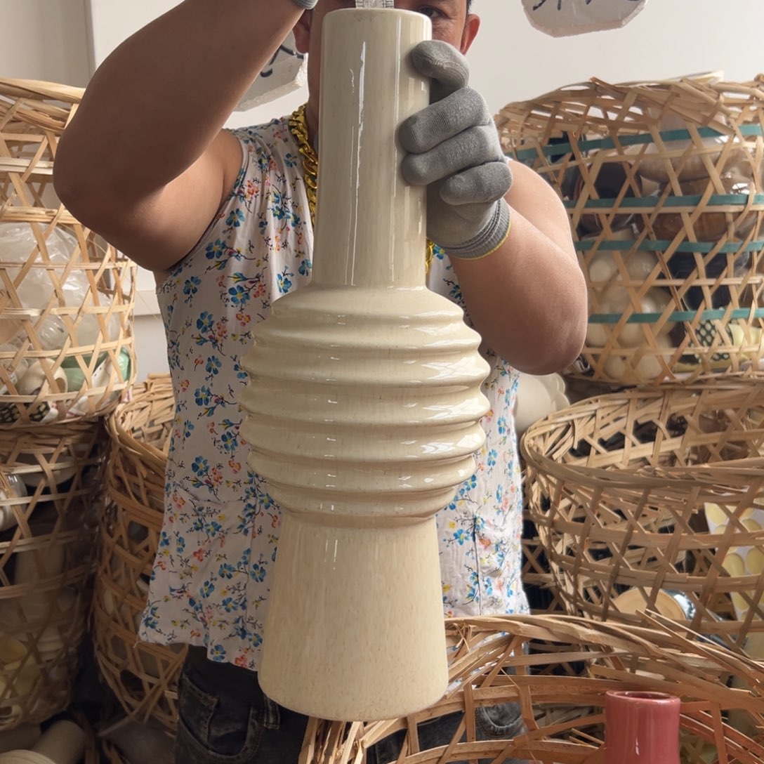摆件4 号高中低温陶瓷瓶（部分微瑕）