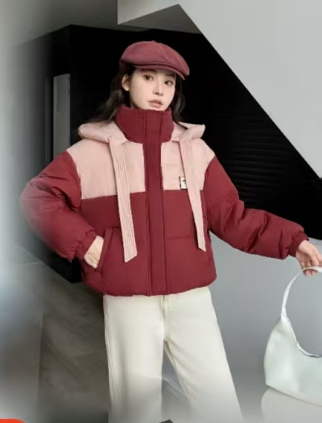 0067衣长48超好看撞色冬季2025新款设计感小众小个子短款连帽外套