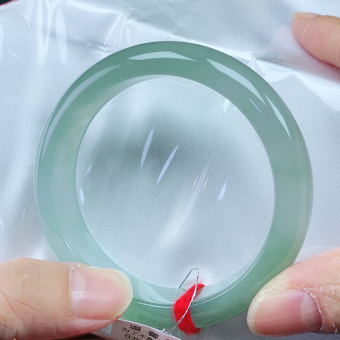 翡翠手镯未镶嵌53.5圈