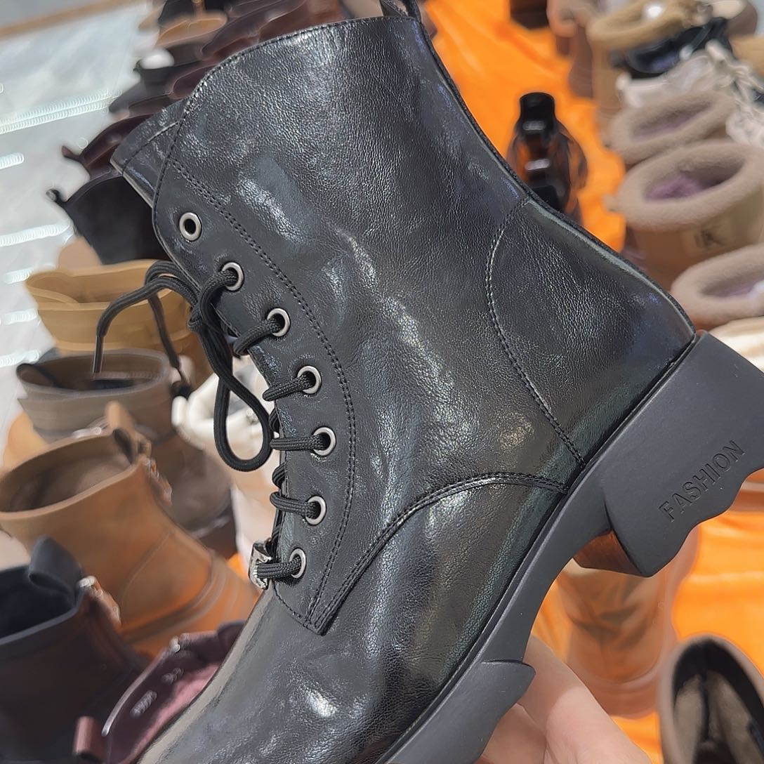 55575黑色38羊毛靴