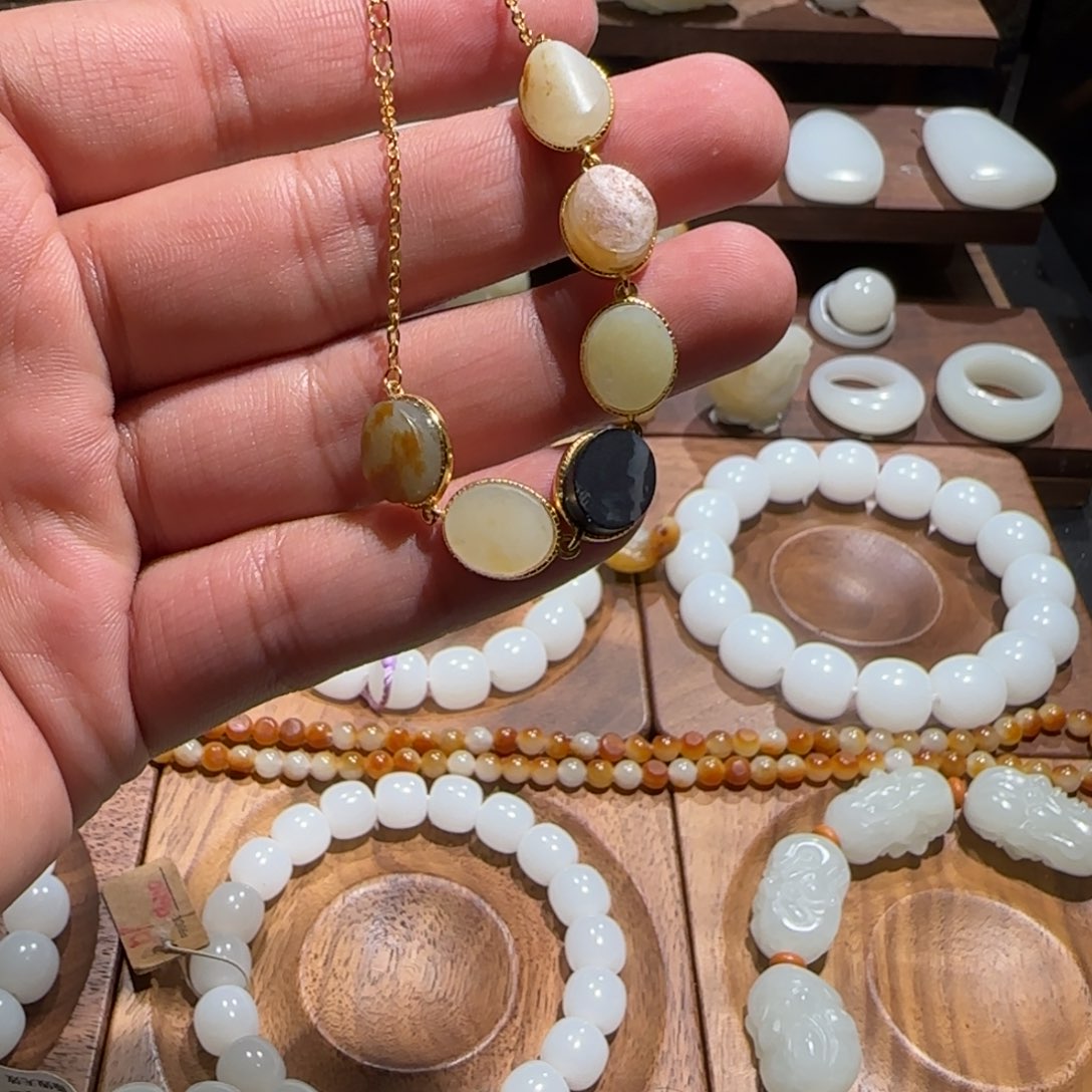 未镶嵌手链和田玉