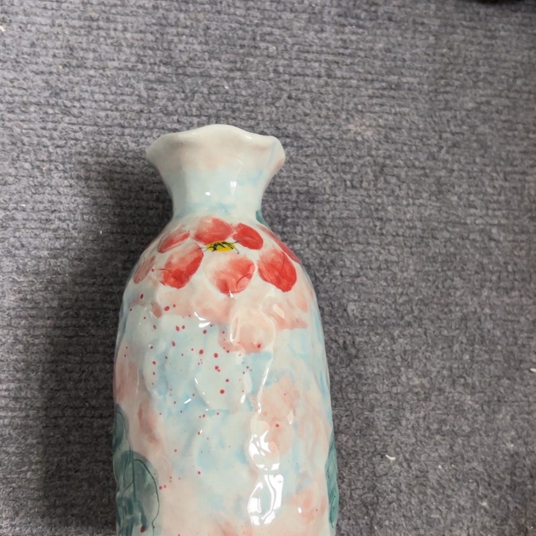 瓷片兔兔好可爱呀