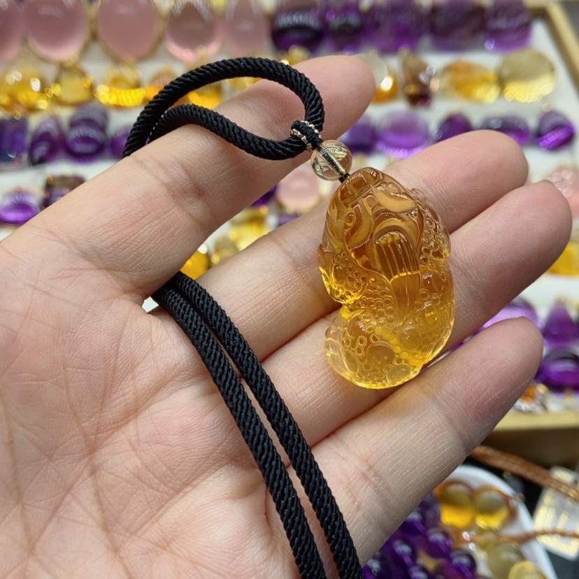 【闪购商品】水晶水晶吊坠未镶嵌