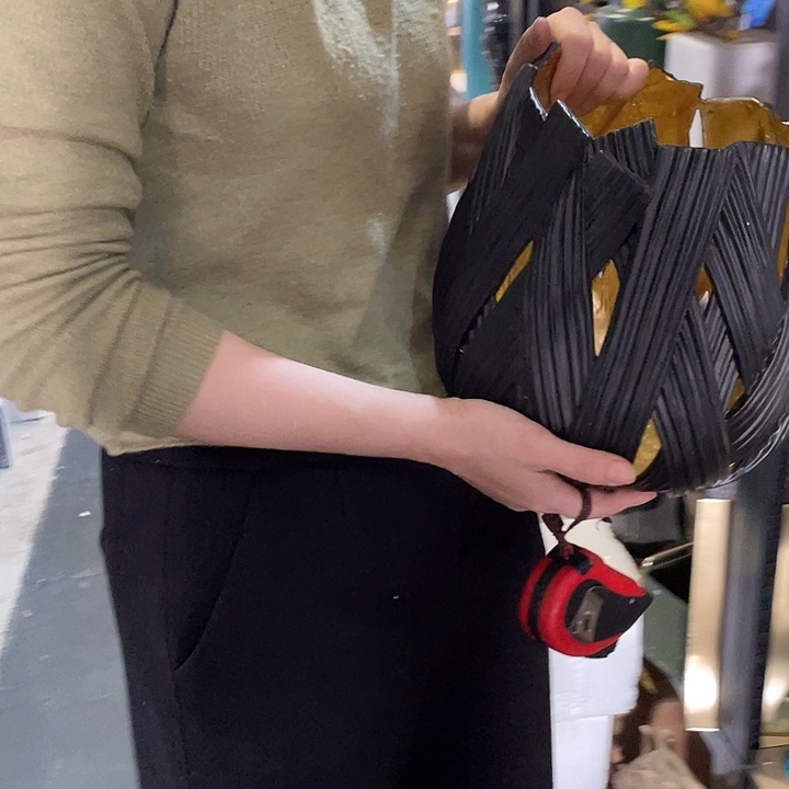 凤*陶瓷花瓶，茶具茶杯。