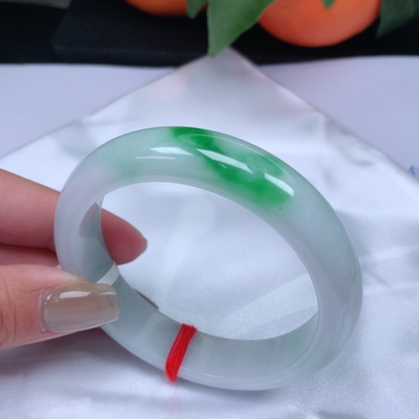 【闪购商品】翡翠手镯未镶嵌，