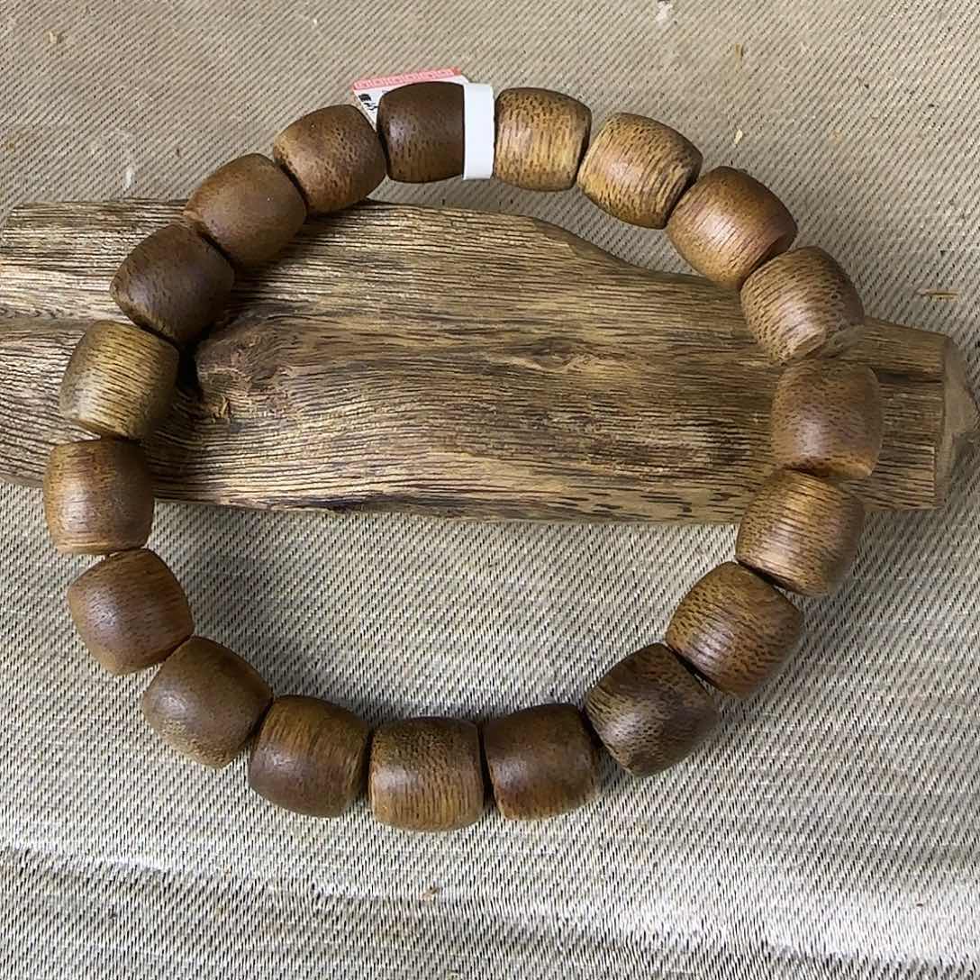 沉香碎屑沉香勾丝➕张勺子母树10鼓珠单圈沉19克