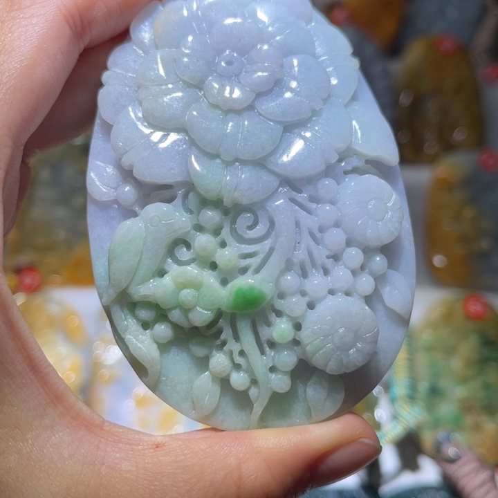 吊坠(不含链)未镶嵌翡翠