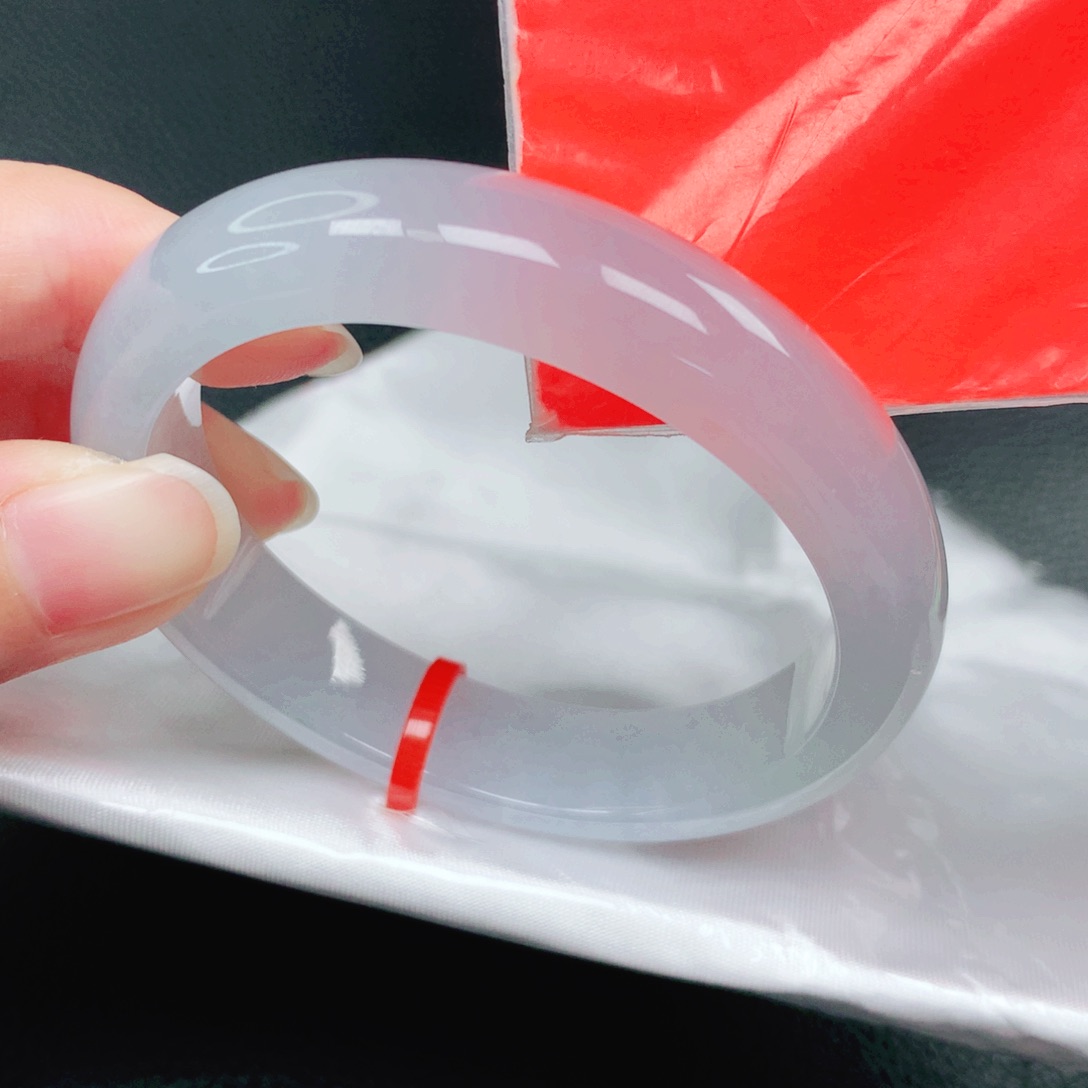 翡翠未镶嵌手镯52贵