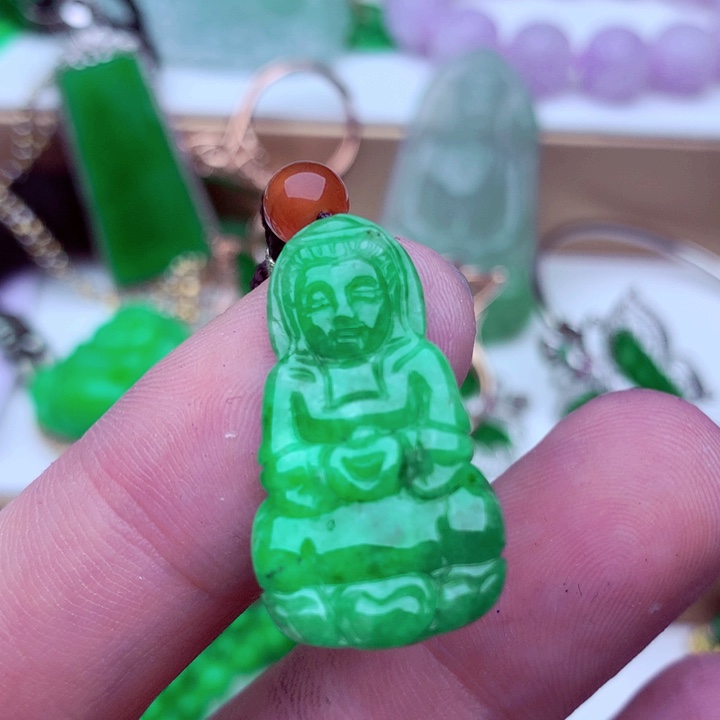 翡翠未镶嵌吊坠(不含链)