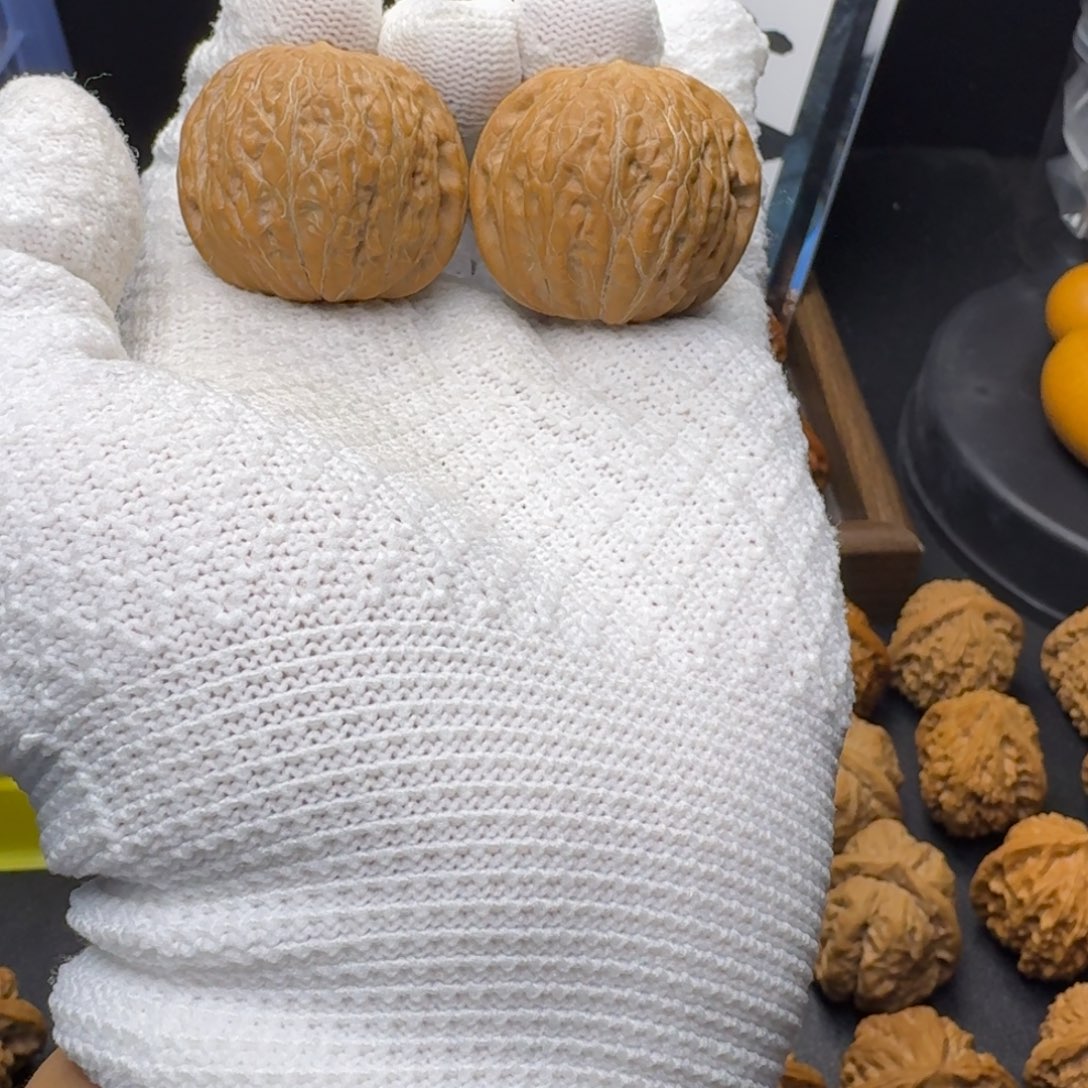 核桃闪电购36铁锤