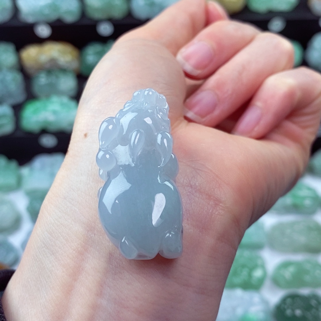 翡翠颈饰未镶嵌天然