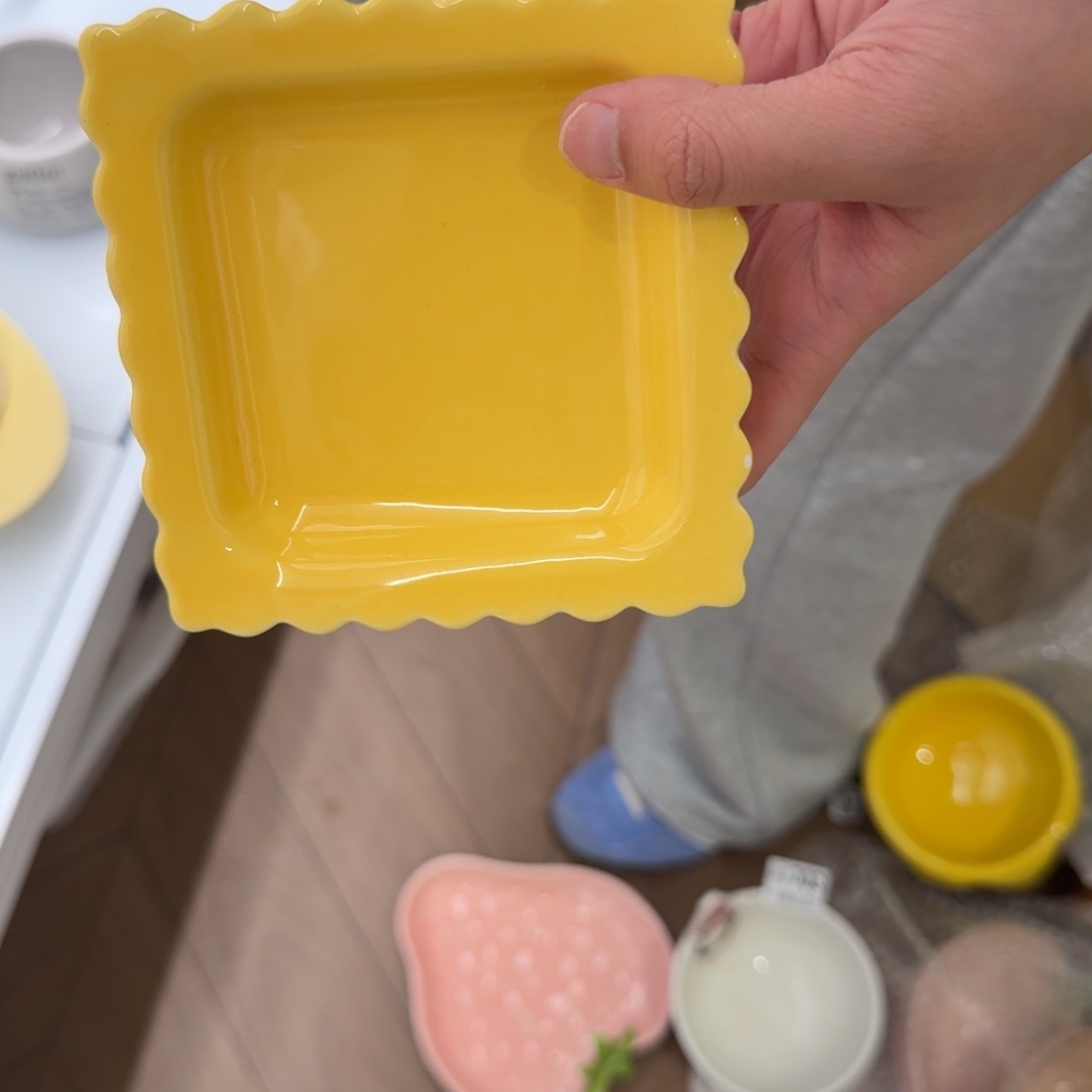 有的微瑕不退不换