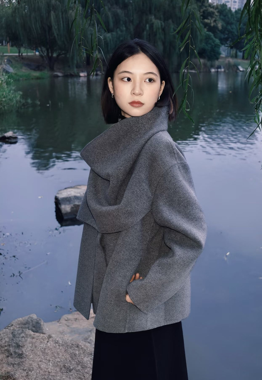 羊毛+天丝双面羊绒斗篷围巾女宽松廓形披肩短款大衣外套27113