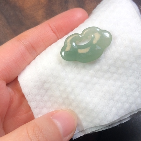 翡翠未镶嵌颈饰缅甸A货，每天下午1点半开播