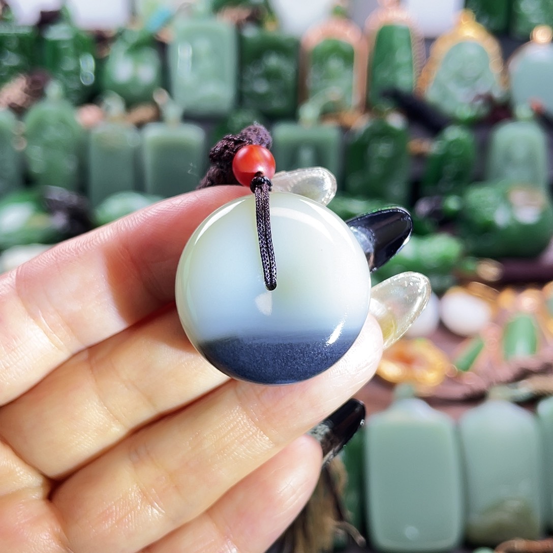 和田玉挂件未镶嵌