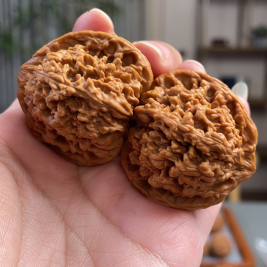 桃核把件42×39尺全品满天星CN01094已打底