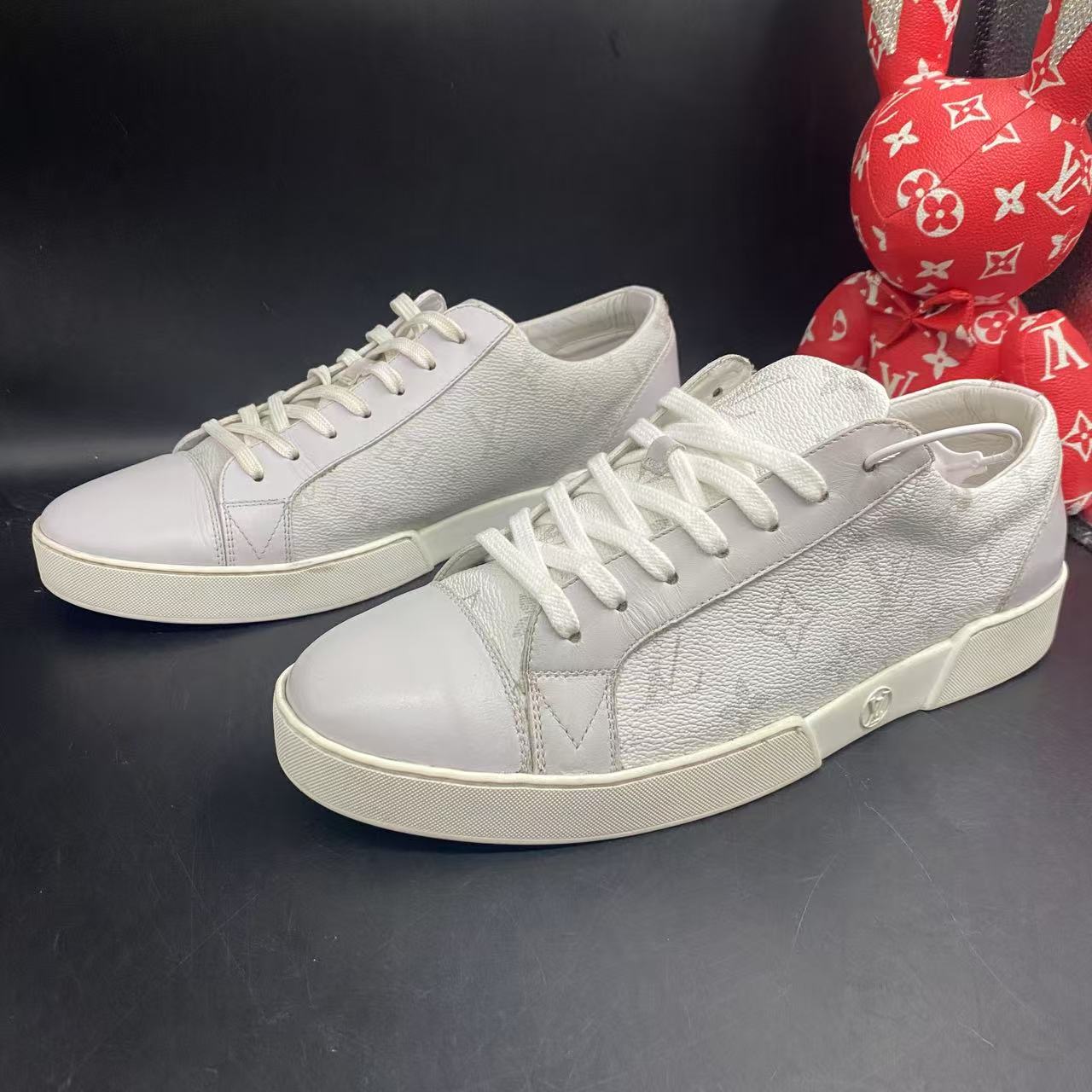 95新 LouisVuitton/路易威登 白灰老花贝壳板鞋41.5欧码xh049