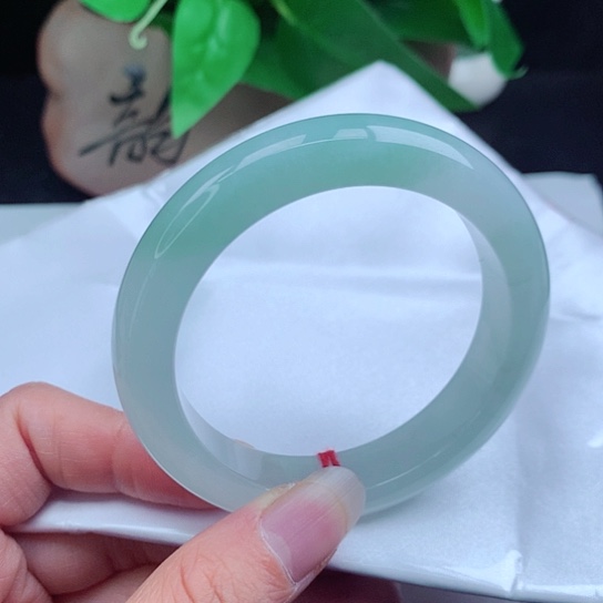 翡翠手镯未镶嵌      正圈54