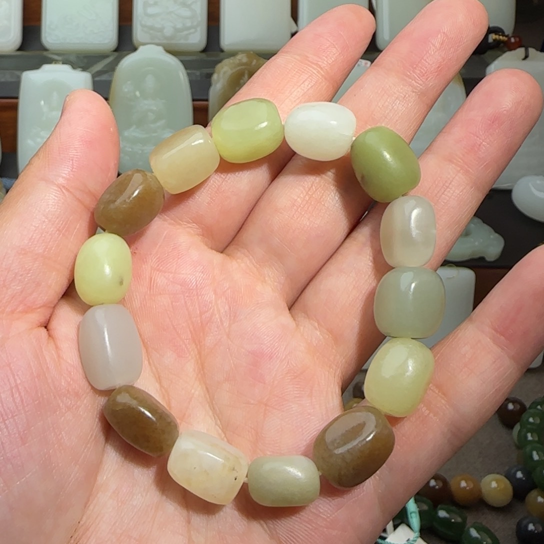 和田玉手链未镶嵌