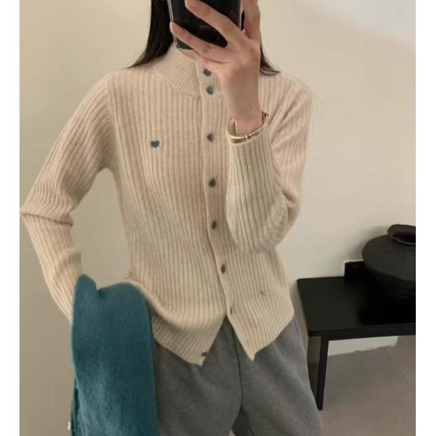 加厚竖条纹韩系立领爱心刺绣百搭气质一排扣针织开衫女150