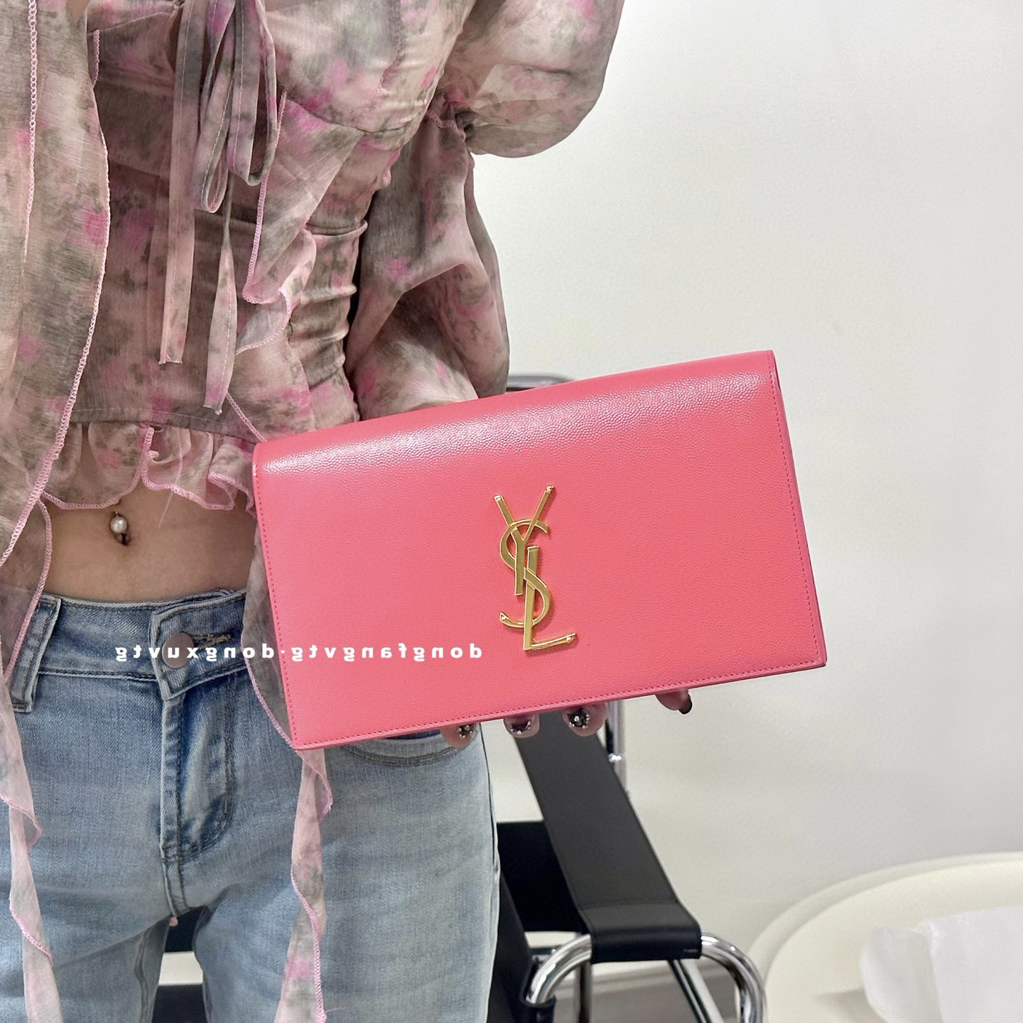 95新 YSL/圣罗兰 ysl 桃粉色手拿包K