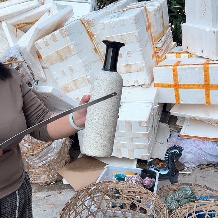 瓶高度35厘米口径4.5厘米微瑕捡漏