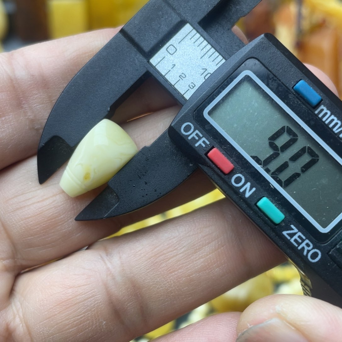 蜜蜡颈饰未镶嵌蜜蜡三通