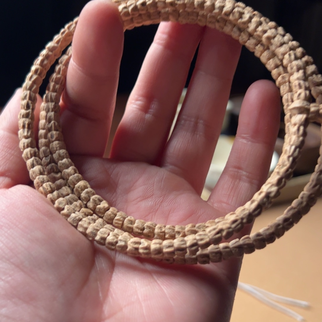 柏香籽/百香籽手串SJ235