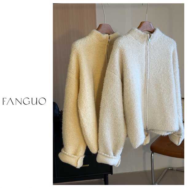 ou*ce 原厂！！奶呼呼～保暖！简约高级圈圈纱拉链立领外套85176
