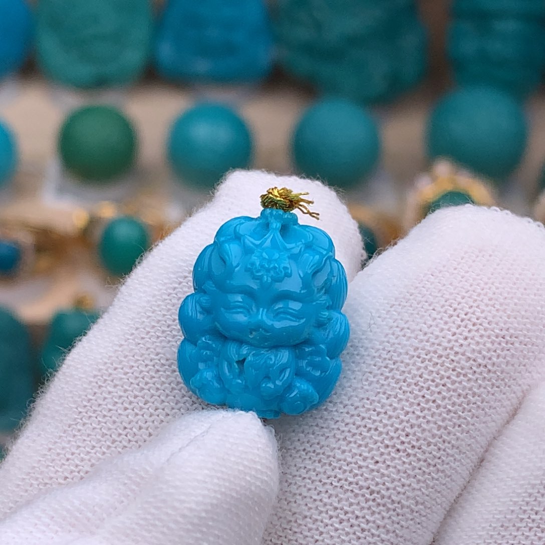 未镶嵌绿松石珠宝奇石